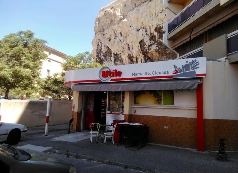 Superbe Logement Au Vallon Des Auffes Marseille Extérieur photo